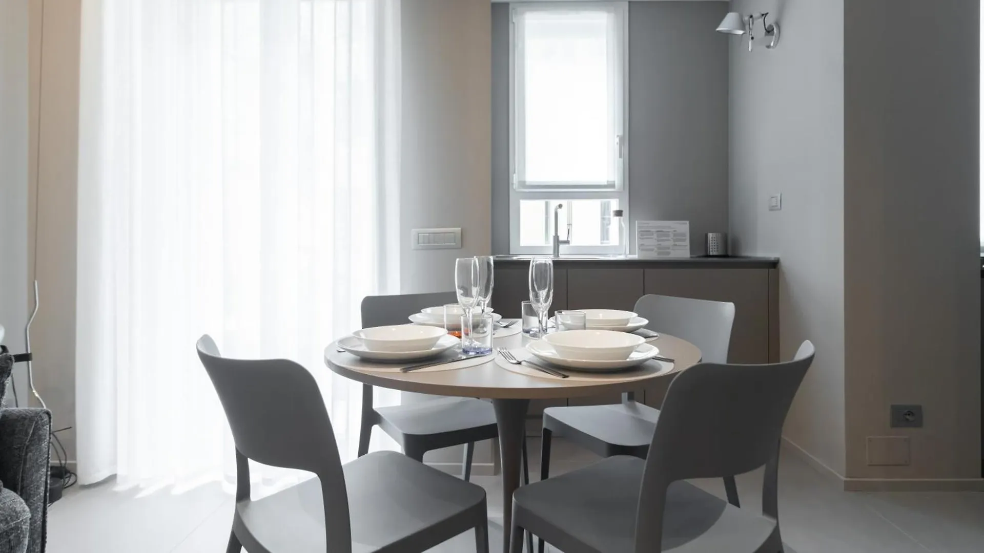 Italianway - Maderno 4 Apartment Milan