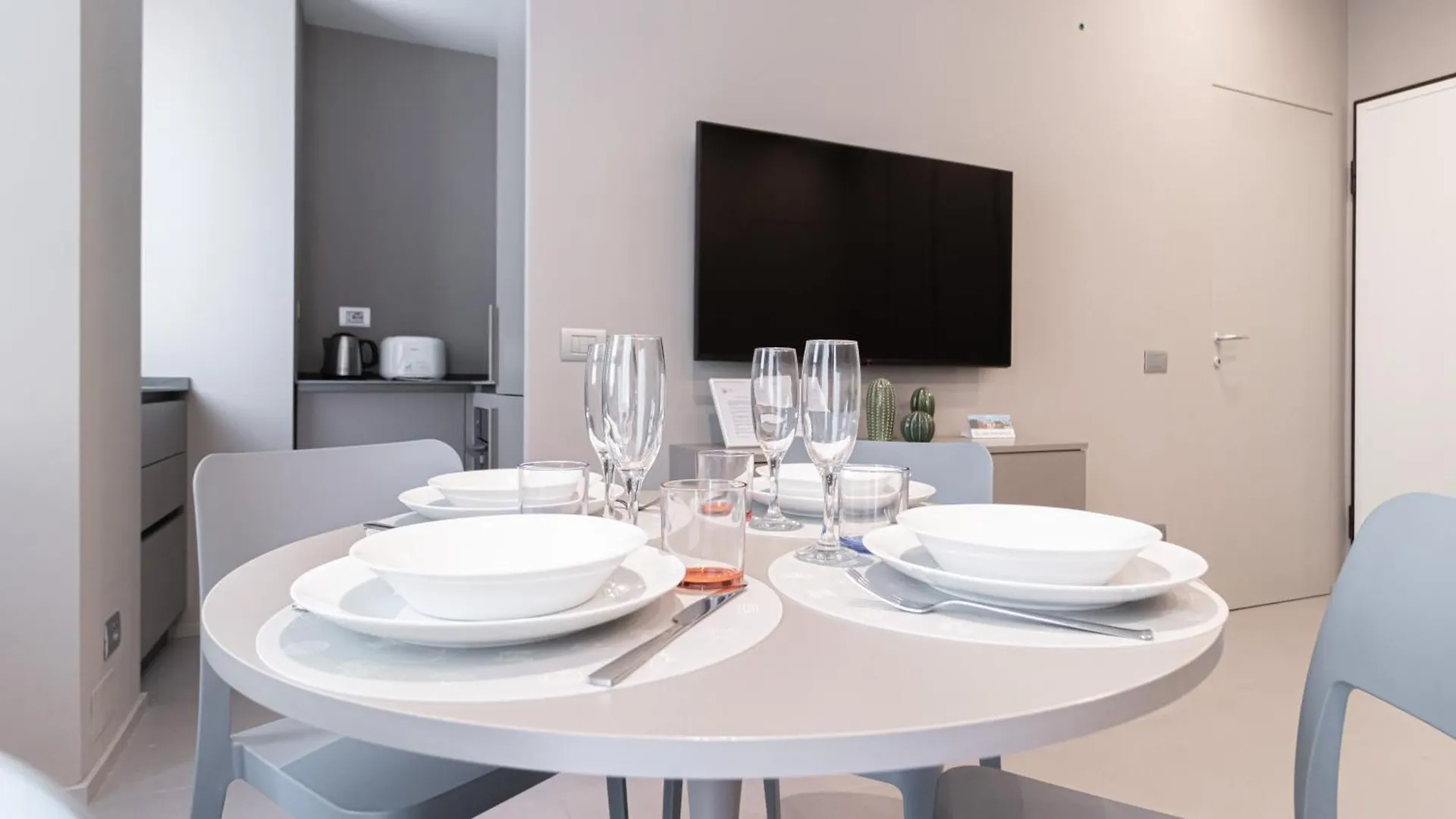 Italianway - Maderno 4 Apartment Milan 0*,